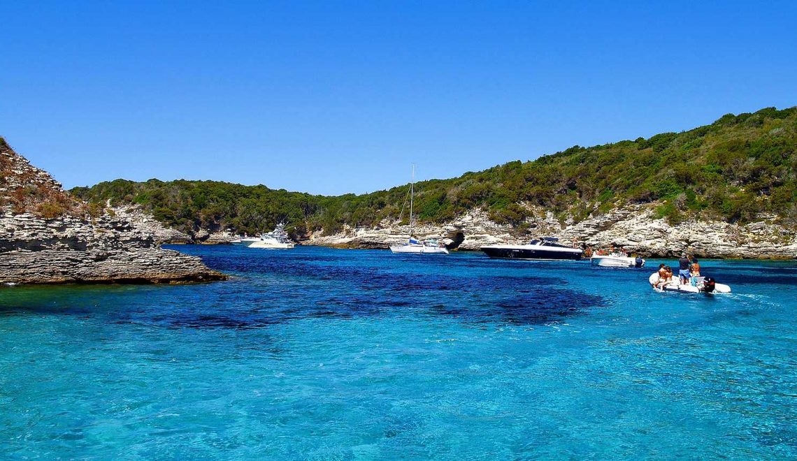 La Corse, une destination idéale pour le camping en famille