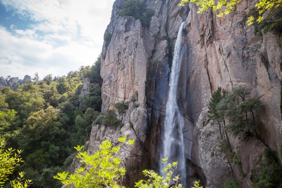 himmelen-Découvrez la splendeur des cascades en Corse : un voyage inoubliable