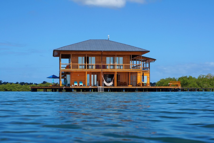 Maison sur pilotis : passer ses vacances d'hiver les pieds dans l'eau