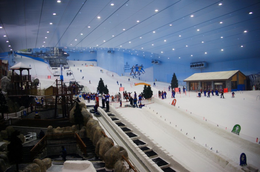 himmelen-Ski Dubaï : la plus grande piste de ski indoor au monde !